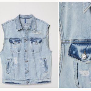 NWT H&M Denim Vest with Printed Design Distressed Denim Vest M